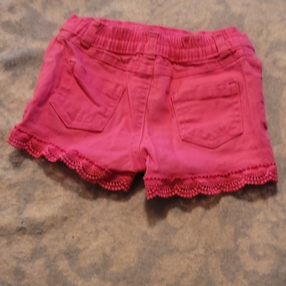 Pink jean shorts - Picture 2 of 2